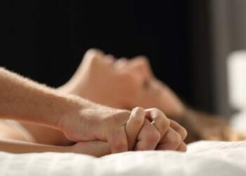 Pria Ini Pilih Bercerai gegara Istri Pasang Tarif saat Bercinta