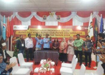 Pilkada Deli Serdang, Asri dan Lom Lom Daftar ke KPU
