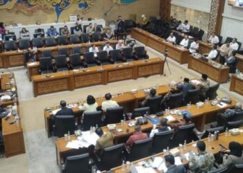 KM ITB: Lawan Kemunduran Demokrasi!