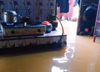 Hujan Deras, Ratusan Rumah di Sarudik Tapteng Terendam Banjir