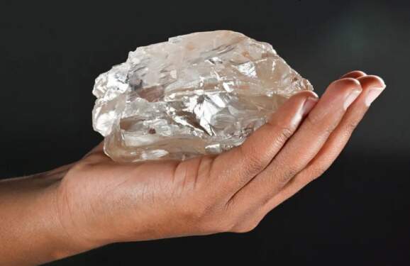 Foto: Berlian seberat hampir 2.500 karat ditemukan di Botswana.