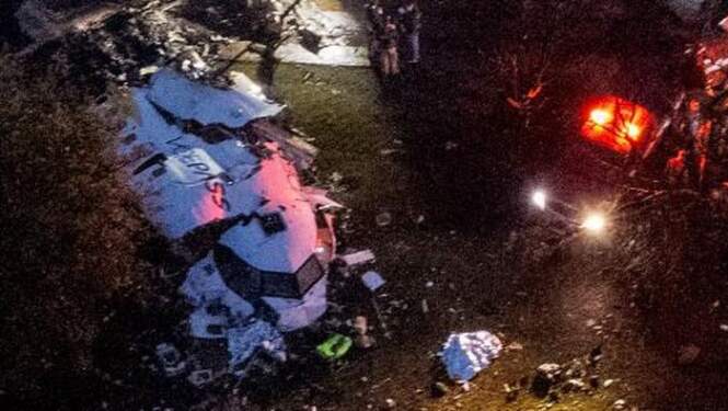 Foto: Puing-puing pesawat yang jatuh di Brasil.