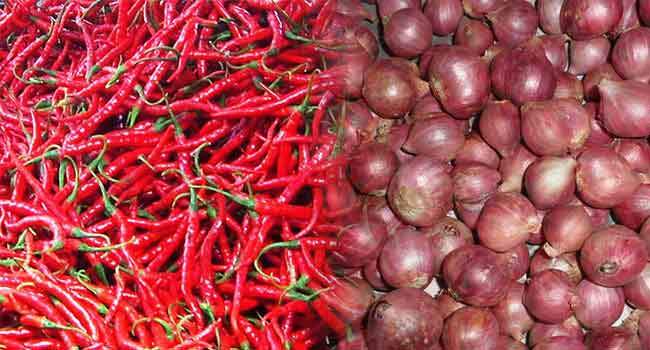 Foto: Cabai dan bawang merah.