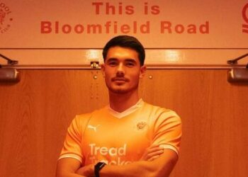 Resmi Dipinjam Blackpool, Elkan Baggot Gagal Debut di Premier League