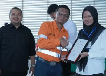 PT Agincourt Resources menyalurkan Beasiswa Martabe Prestasi tahun ajaran 2024/2025 kepada 494 siswa tingkat sekolah dasar hingga universitas yang berdomisili di Kabupaten Tapanuli Selatan dan Kota Padangsidimpuan, Sumatra Utara.(Dok:PTAR)