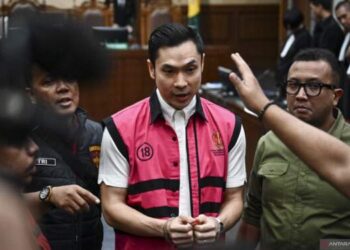 Harvey Moeis Didakwa Rugikan Negara Rp 300 Triliun!