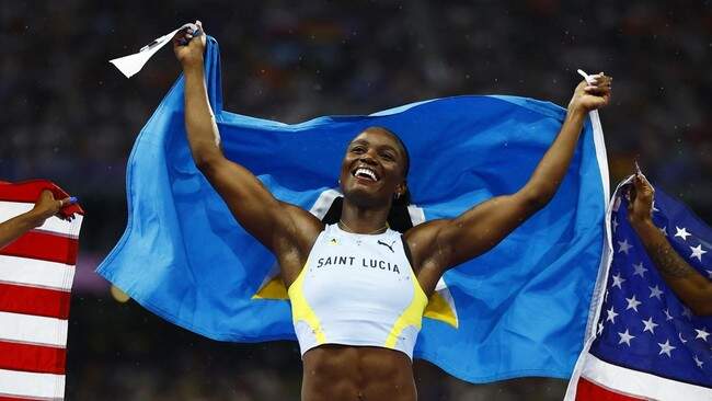 Foto: Julien Alfred merebut satu emas dan satu perak untuk Saint Lucia. (REUTERS/Sarah Meyssonnier)