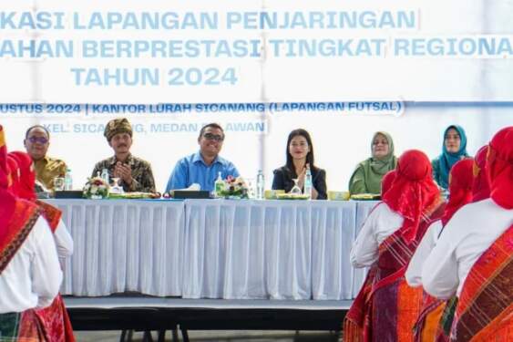 Foto: Pemko Medan menerima kunjungan Tim Klaraifikasi Lapangan Lomba Desa dan Kelurahan Terbaik menilai di Kelurahan Belawan Sicanang. kominfo Medan