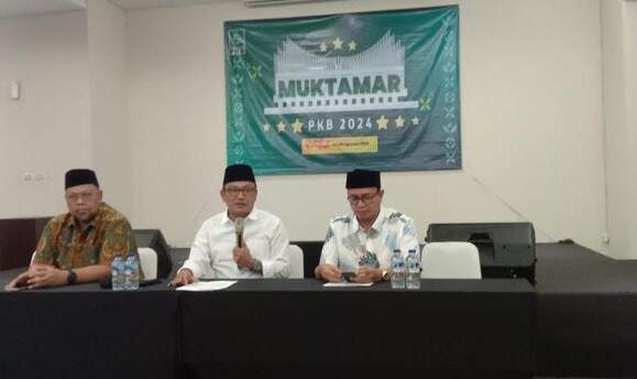 Foto: Eks Sekjen PKB Lukman Edy dan rekan-rekannya akan membuat muktamar PKB tandingan yang akan digelar di Jakarta awal September mendatang. (Foto: CNN Indonesia/Kadafi)