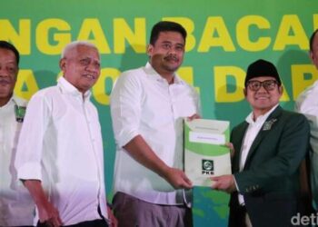 Cak Imin Resmi Serahkan Dukungan PKB ke Bobby-Surya