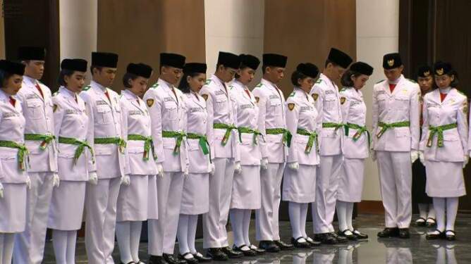 Foto
Pengukuhan Paskibraka 2024 di Istana Negara Nusantara, Penajam Paser Utara, Kalimantan Timur, Selasa 13 Agustus 2024. YouTube Setpres