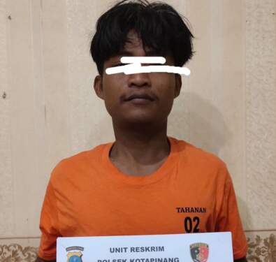 Foto: Tersangka pengedar sabu yang ditangkap.