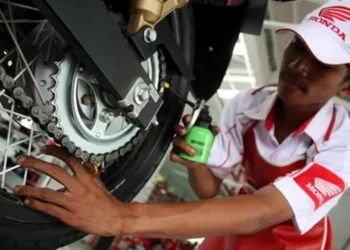rawat rantai motor