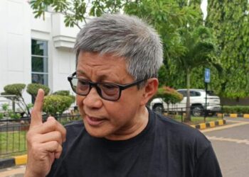 Rocky Gerung: Pidato Kenegaraan Jokowi Tak Pantas Didengar!