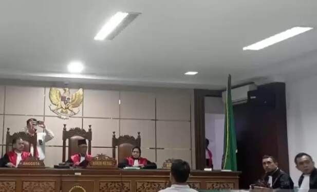 Sidang korupsi pertanahan di Pengadilan Tipikor pada Pengadilan Negeri Banda Aceh di Banda Aceh.