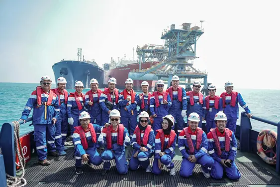 Foto: Para perwakilan forum industri dan asosiasi pelanggan ini diundang ke Terminal LNG Floating Storage Regasification Unit Lampung (FSRU Lampung).(Dok:PGN)