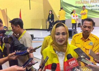 Wanda Hamidah Tinggalkan Partai Golkar!