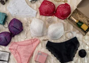 Wanita Ini Klaim Putrinya Hamil usai Kenakan Pakaian Dalam Dibeli Online