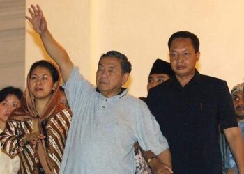 MPR Resmi Cabut TAP Pemberhentian Gus Dur, Nama Baik Dipulihkan