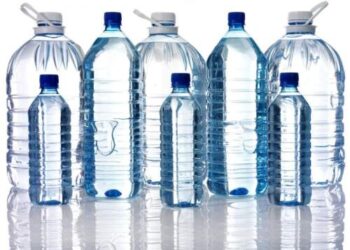 Kebiasaan Beli Air Minum Kemasan Bisa Bikin Jatuh Miskin
