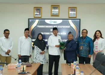Poltekpar Medan menandatangani Memorandum of Understanding (MoU) dengan UINSU  di kampus Poltekpar Medan, Selasa (27/08/2024).