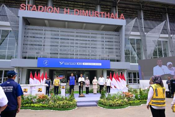 Foto: Presiden Jokowi meresmikan rehabilitasi, renovasi, dan pembangunan venue PON XXI di Provinsi Aceh, di Stadion H Dimurthala, Banda Aceh, Senin, 9 September 2024. Foto: BPMI Setpres/Muchlis Jr