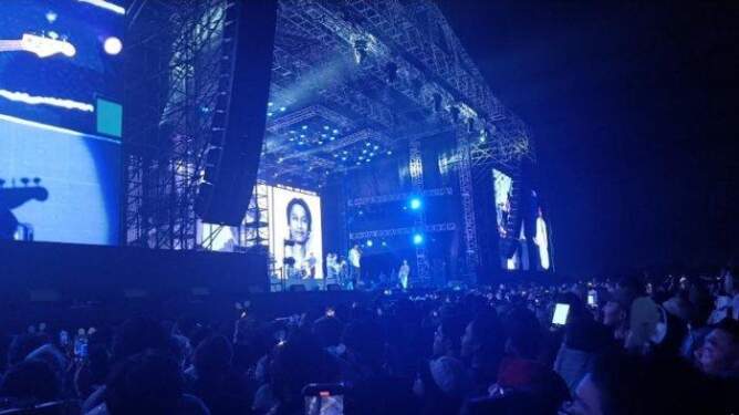 Foto: Konser Sheila On 7 di Medan.