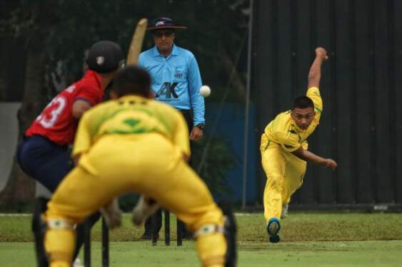 Foto: Pertandingan semi final T10 Men cabor kriket antara Sumut vs Banten di Lapangan Cerdas, Lubuk Pakam, Deli Serdang, Minggu (8/9/2024). PB PON XXI Sumut