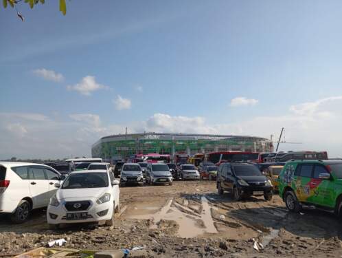 Foto: Tempat parkir atlet di Sport Center, Deli Serdang.