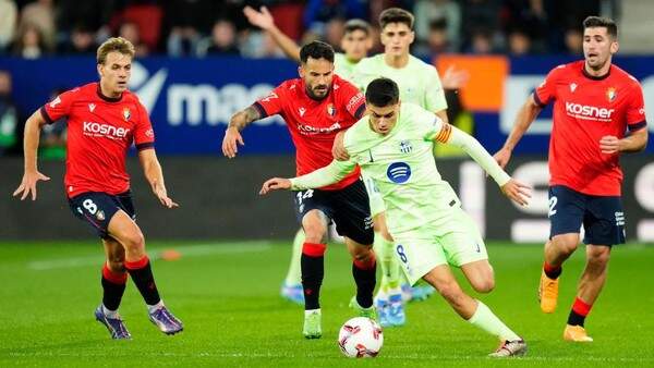Foto: Barcelona kalah dari Osasuna sehingga rekor kemenangan beruntun mereka terhenti.