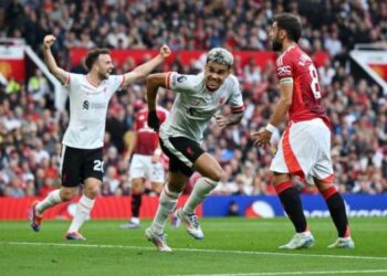 Liverpool Tekuk MU 3-0