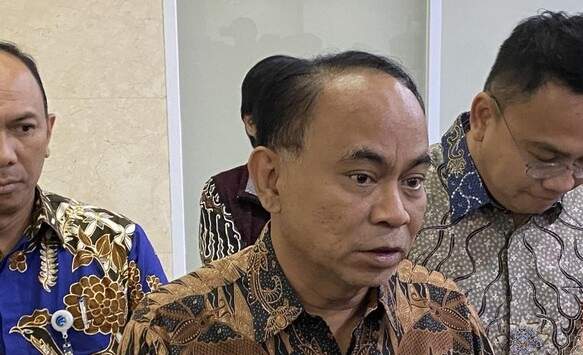 Foto: Menteri Komunikasi dan Informatika Budi Arie Setiadi mengaku sudah mempelajari akun Kaskus fufufafa yang dituding warganet sebagai akun milik Cawapres Terpilih Gibran Rakabuming Raka. (Foto: CNN Indonesia/ Muhammad Arief Bimaputra)