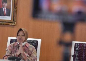 Risma Resmi Mundur dari Kabinet Jokowi