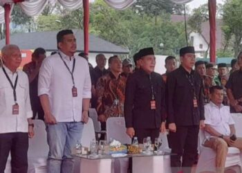 Kampanye Perdana: Edy Kunjungi Tabagsel, Bobby Pulang Kampung ke Madina