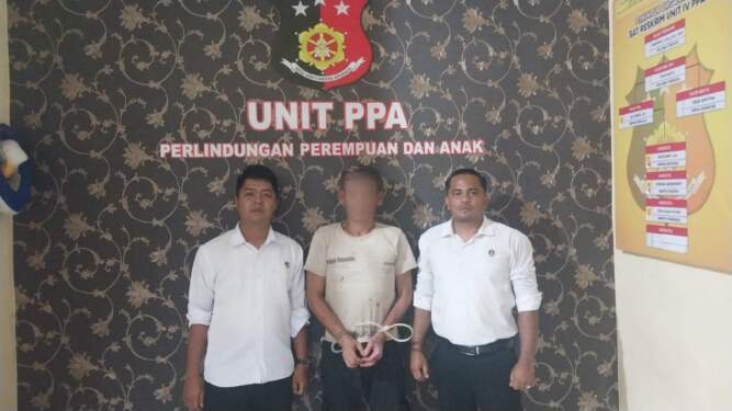 Foto: Polisi tangkap pelaku pembakaran istri di Langsa. Foto: Dok. Polisi.
