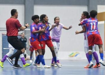 Laga Futsal Putri PON XXI Baku Pukul, Wasit Berdarah