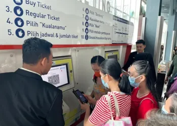 Foto: Libur Panjang Dorong Lonjakan Penumpang KAI Bandara Medan 2