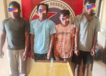 Polres Padanglawas RIngkus 4 Pria-1 Wanita saat Pesta Sabu