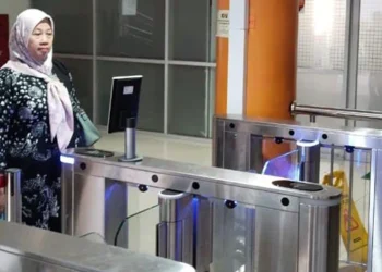 KAI Divre I SU Ujicoba Teknologi Face Recognition Boarding Gate