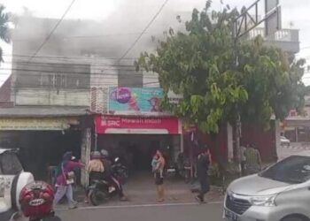 Rumah Makan Restu Bundo di Setia Budi Medan Nyaris Habis Terbakar