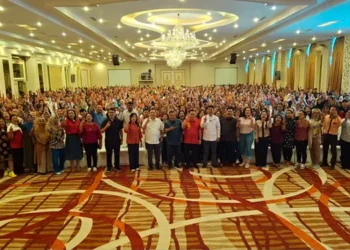 Foto: Sofyan Tan Minta Prof Ridha Sayat Kemiskinan di Kota Medan dengan Pisau Tajamnya 2