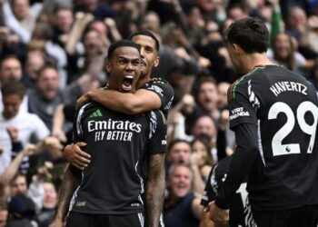 Liga Inggris: Bungkam Tottenham, Arsenal Tempel Man City