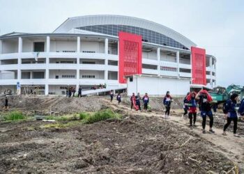 Jalan Menuju Venue Berlumpur, Pertandingan Voli PON Ditunda