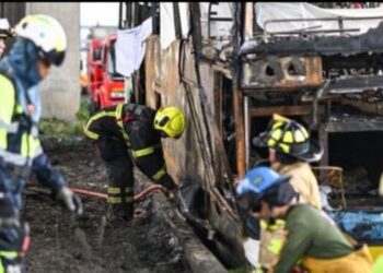 Tragis! Bus Sekolah Terbakar, 25 Orang Tewas