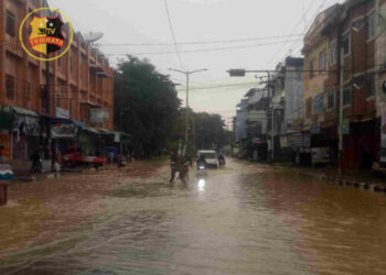 Tebing Tinggi Dilanda Banjir, Bocah 15 Tahun Hanyut di Sungai Bahilang