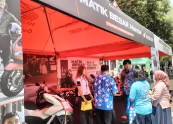 Big Scooter Honda Curi Perhatian Acara Aotake Matsuri USU