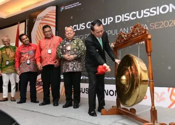 Pj Gubernur Sumut, Agus Fatoni membuka acara FGD di di Hotel JW Marriott Medan, Selasa (15/10/2024).(Dok:BPS Sumut)