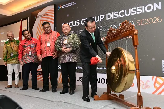 Pj Gubernur Sumut, Agus Fatoni membuka acara FGD di di Hotel JW Marriott Medan, Selasa (15/10/2024).(Dok:BPS Sumut)