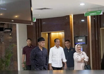Jokowi dan Iriana Jenguk Anak Kaesang-Erina Gudono