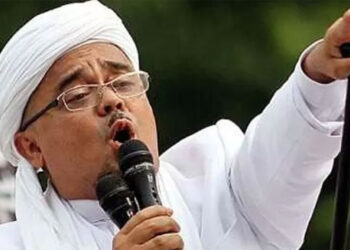 Sidang Gugatan Rp 5.246 T Rizieq Shihab dkk ke Jokowi Ditunda